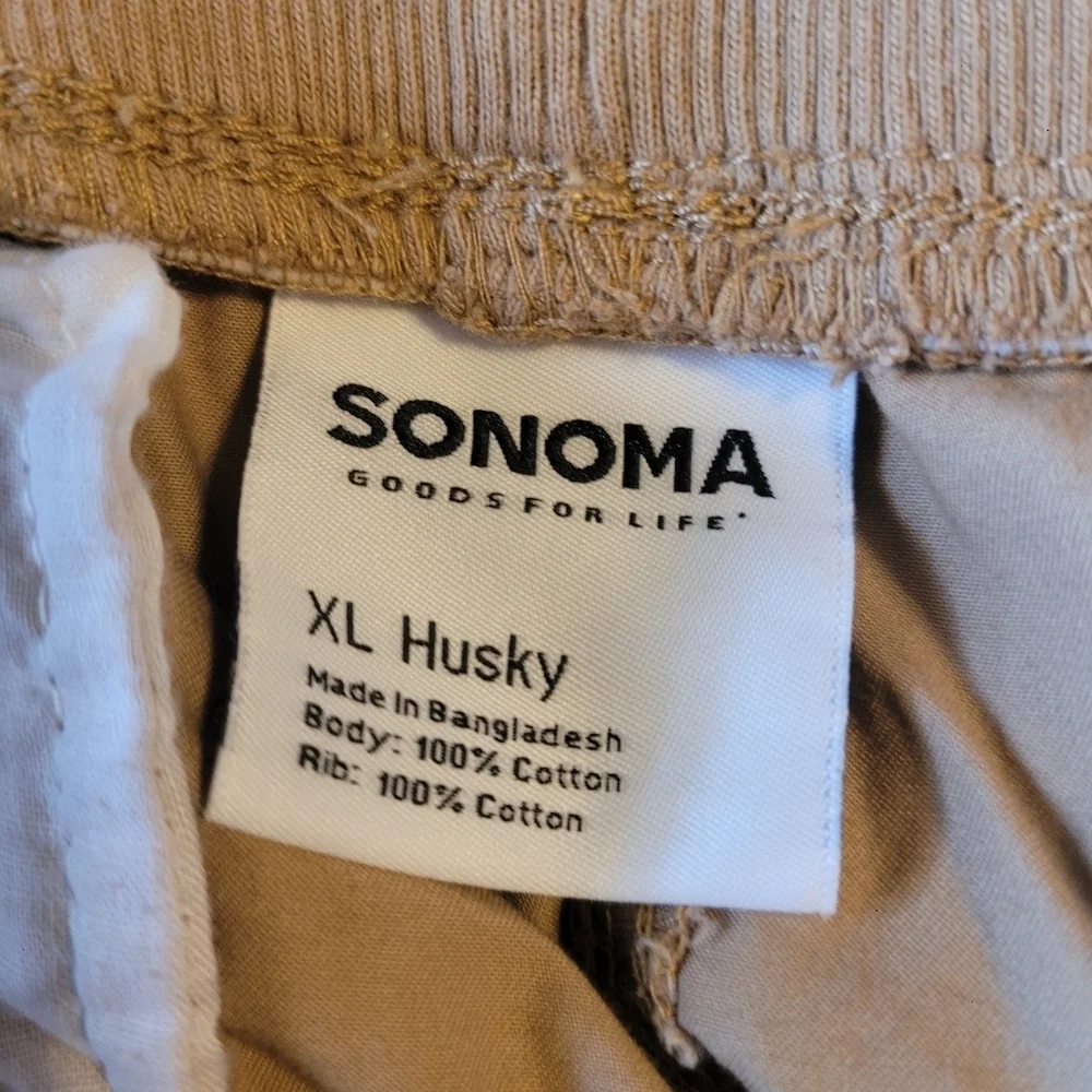 Sonoma Tan Cargo Shorts Like New Boys Size XL